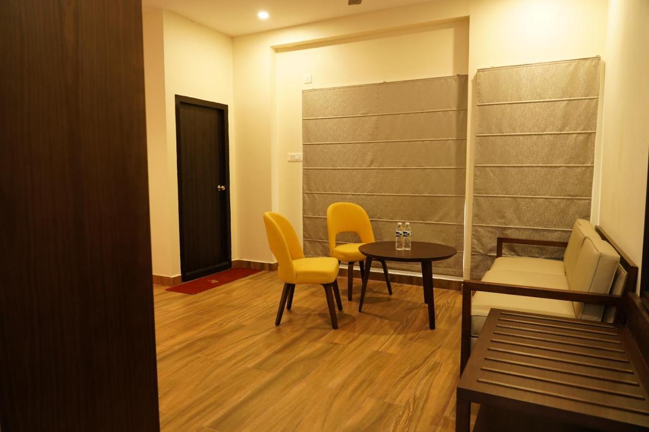 Hotel D Dev Vijayawāda エクステリア 写真
